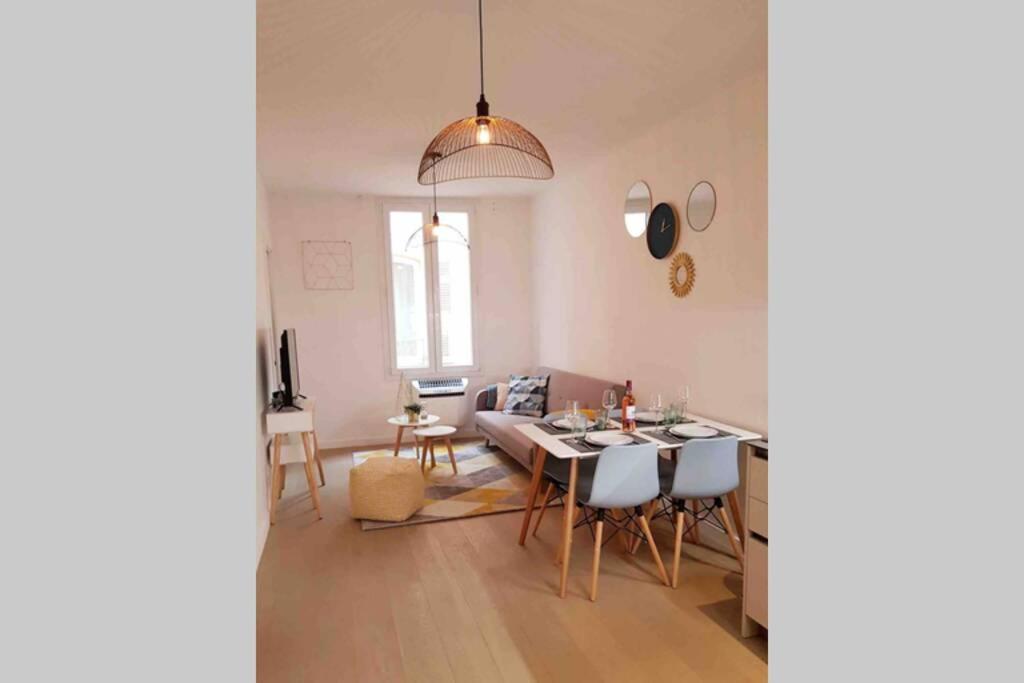 Appartement 2 chambres refait à neuf, climatisé, à 2 min de la mer Nizza Esterno foto