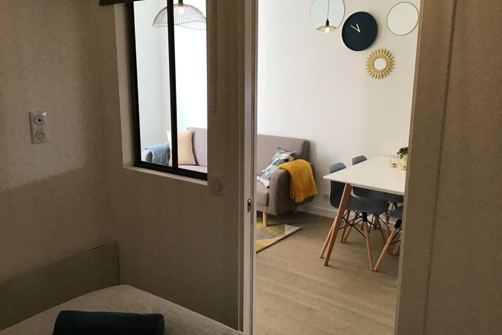 Appartement 2 chambres refait à neuf, climatisé, à 2 min de la mer Nizza Esterno foto